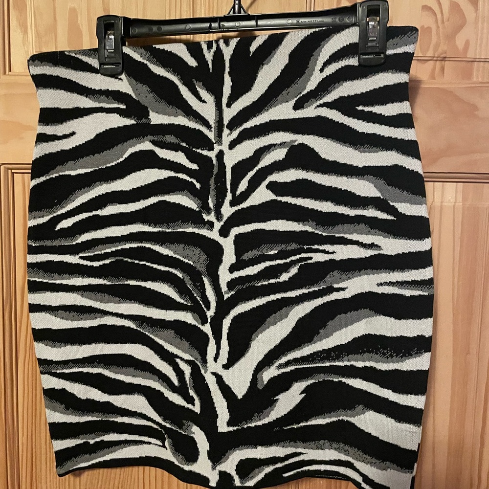 Express zebra print Mini Pencil Skirt Night Out